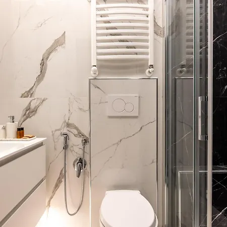 Atipico - Old Town Apartment *